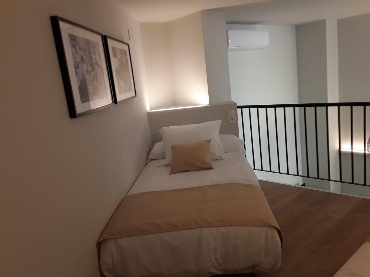 Sleep Turia Lliria Appartement Buitenkant foto